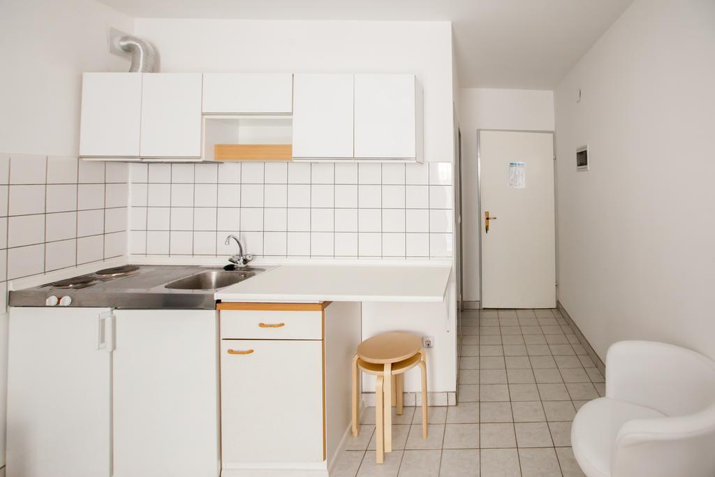 זאדאר Friendly People'S Guest House מראה חיצוני תמונה