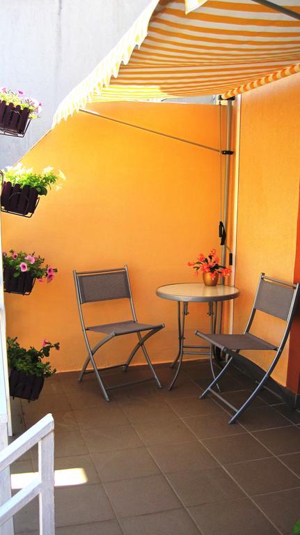 זאדאר Friendly People'S Guest House מראה חיצוני תמונה